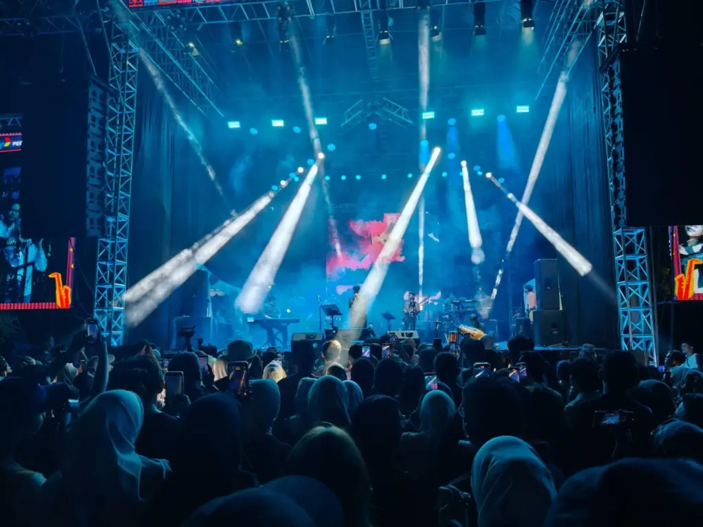 OPPO Andalkan Fitur Kamera Unggul untuk Fotografi Konser di JGTC 2025