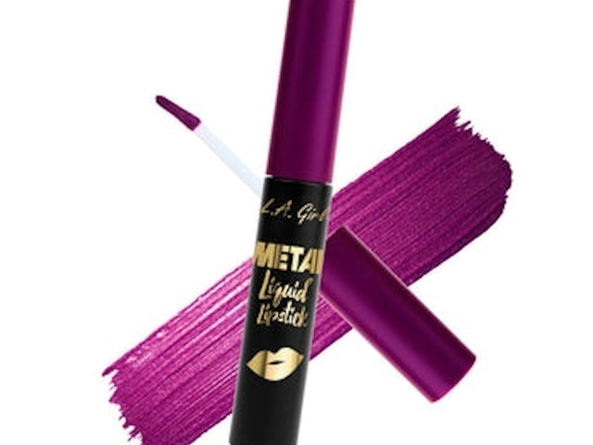 10 Rekomendasi Lipstik Metalik Terbaik untuk Tampil Glamor dan Percaya Diri