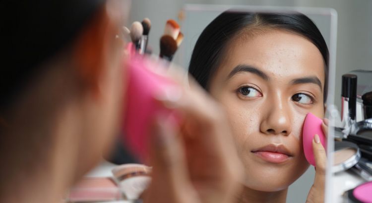 10 Rekomendasi Blurring Primer Terbaik untuk Makeup Flawless Bebas Pori dan Kerutan