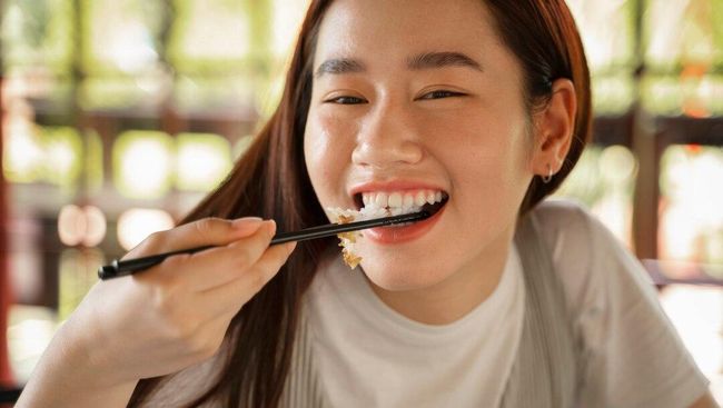 8 Makanan Sehat yang Lebih Baik Dikonsumsi dalam Keadaan Dingin untuk Nutrisi Optimal