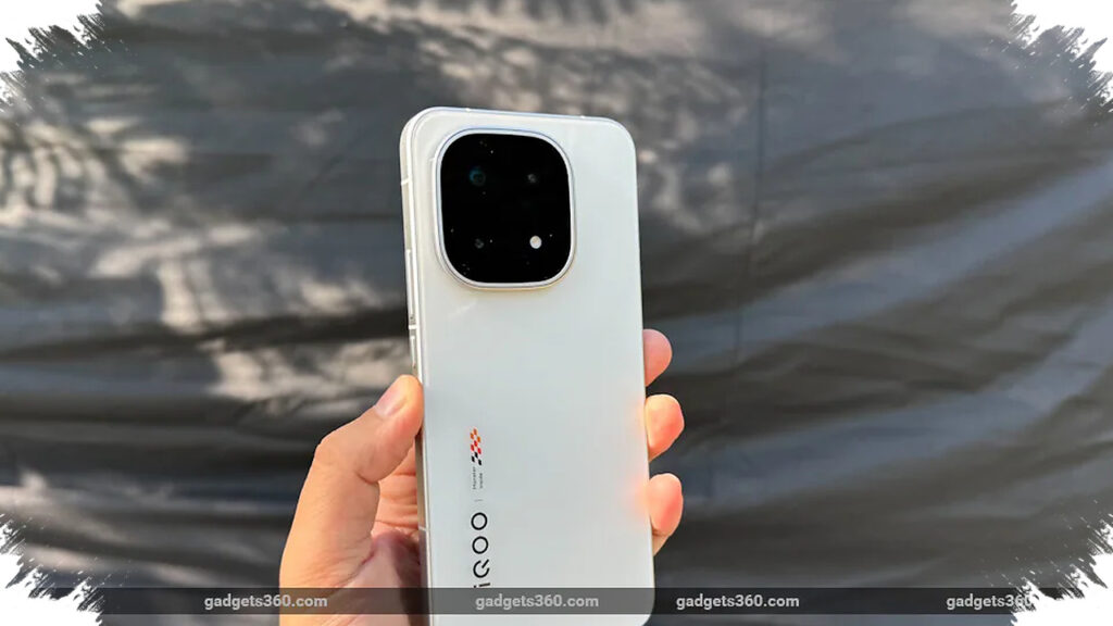 Pre-Booking iQOO 15 Mulai Hari Ini Menjelang Peluncuran Resmi 26 November