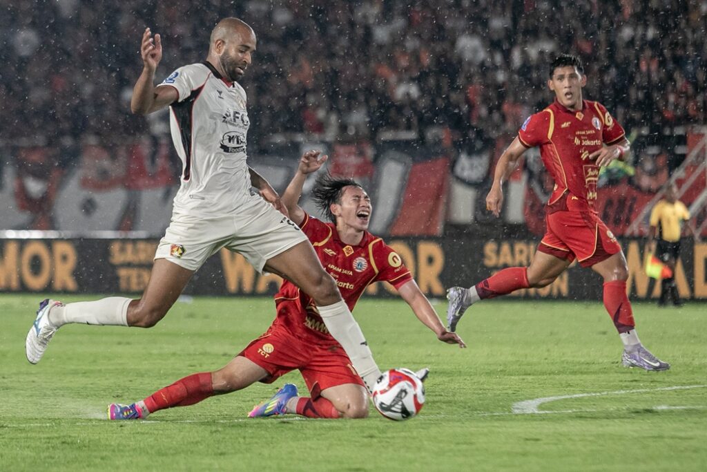 Pelatih Mauricio Souza Tanggapi Tudingan Wasit Berat Sebelah dalam Laga Persija vs Persik