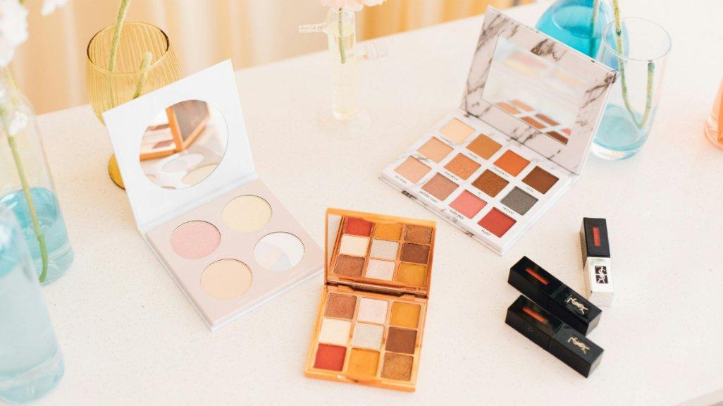 7 Face Palette Terbaik di Bawah Rp 50 Ribu, Wajib Coba untuk Makeup Sempurna dan Ekonomis