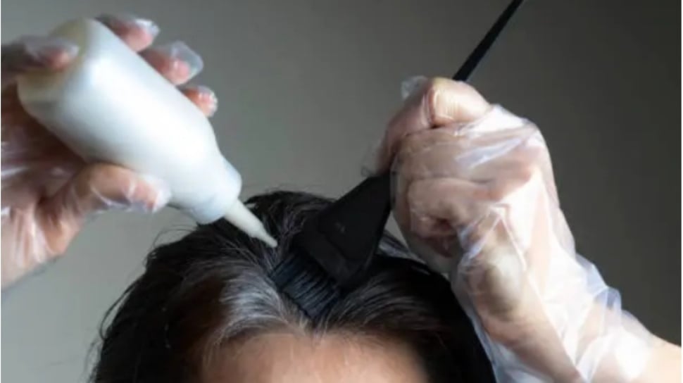 5 Rekomendasi Cat Rambut Ampuh untuk Hempaskan Uban Usia 50 Tahun ke Atas