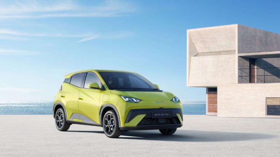 Toyota Tunda Pabrik Baterai EV, BYD Kuasai Puncak Penjualan Mobil Listrik 2025