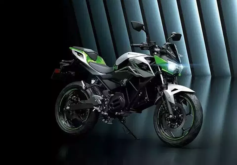 9 Motor Listrik Touring Terbaik, Siap Tempuh Jarak Jauh Tanpa Cemas Kehabisan Daya