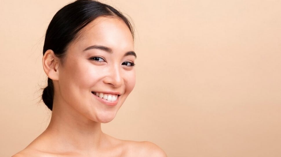 Mau Kulit Glowing? Tambahkan 8 Makanan Ini ke Menu Harian, Bukan Hanya Skincare!
