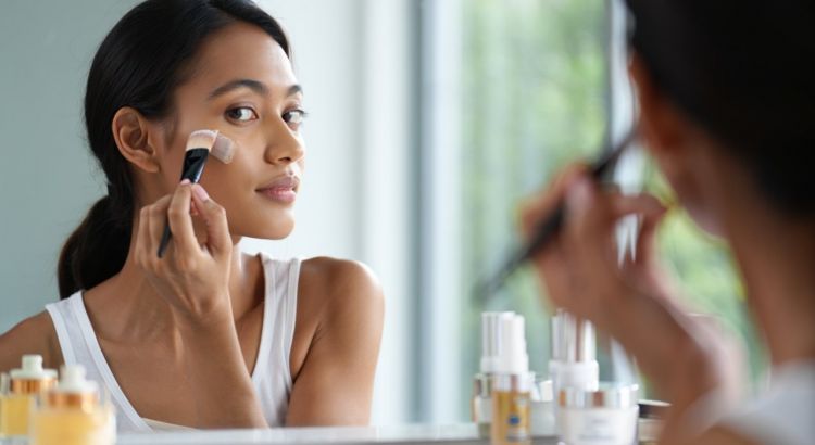 10 Primer Lokal Terbaik untuk Samarkan Pori dan Bikin Makeup Tahan Lama Sepanjang Hari