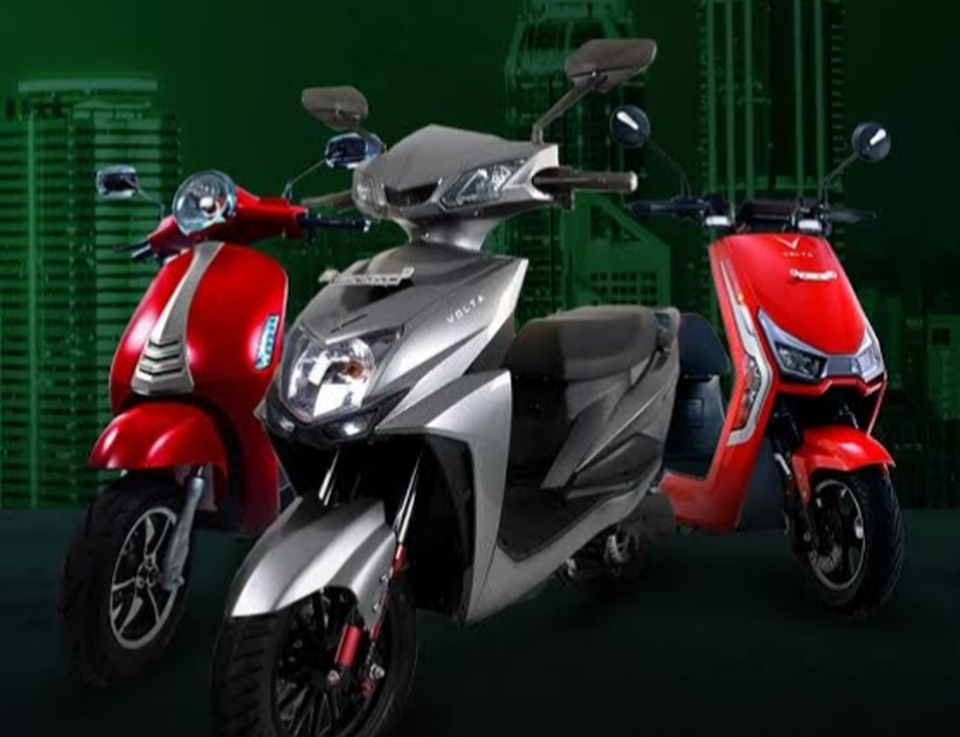 8 Motor Listrik dengan Baterai Lepas-pasang Terbaik untuk Performa Maksimal dan Praktis