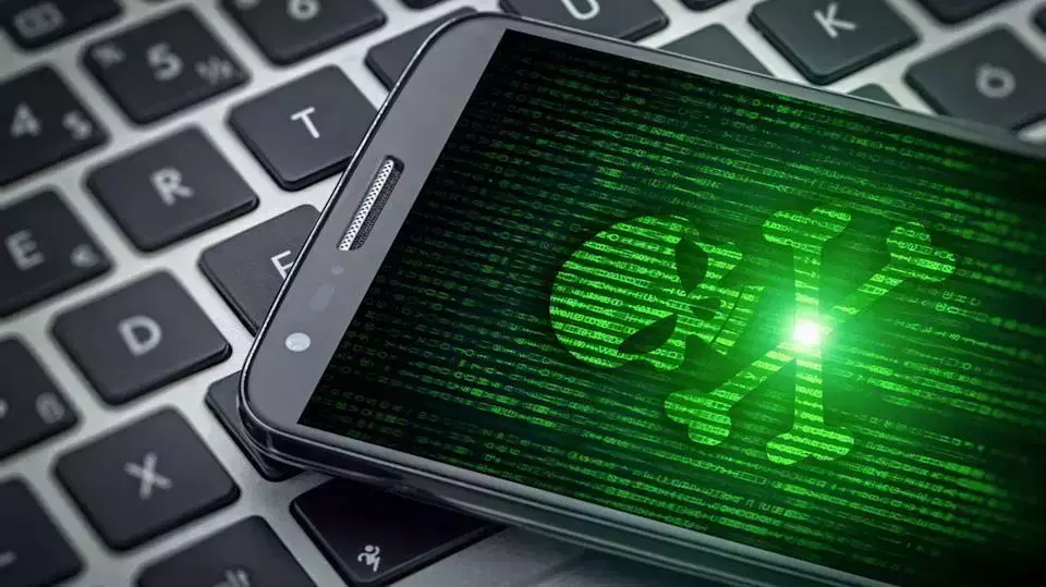 Waspada! Aplikasi Palsu Ini Bisa Kuasai HP dan Curi Data Bank Anda dengan Mudah