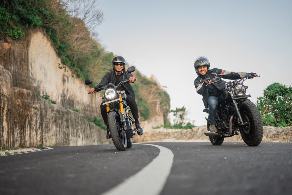 Sunmori: Pengertian, Rekomendasi Motor & Gear Ideal untuk Sunday Morning Ride Seru