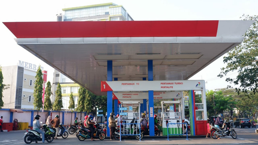 Daftar Harga BBM Oktober 2025: Bensin Turun, Solar Naik, Simak Perubahannya!