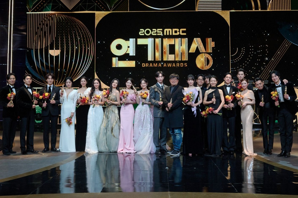 Ini Dia Para Pemenang MBC Drama Awards 2025, Seo Kang-joon Sabet Penghargaan Utama!