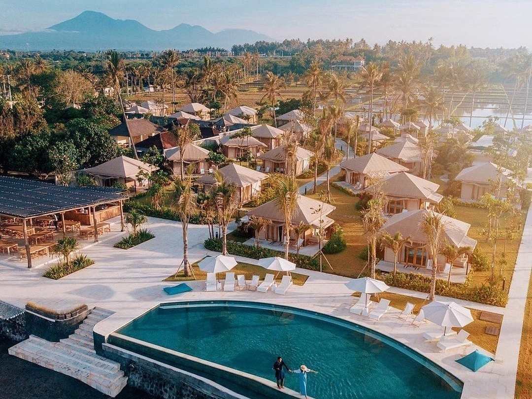 Pengalaman Menginap di Tempat Glamping Paling Seru, Nikmati Keindahan Alam yang Menyegarkan Pengalaman Menginap di Tempat Glamping Paling Seru, Nikmati Keindahan Alam yang Menyegarkan