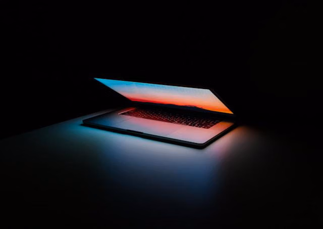 Ini Dia 5 Cara Aman Pilih Laptop Bekas Online Supaya Terhindar dari Kerugian