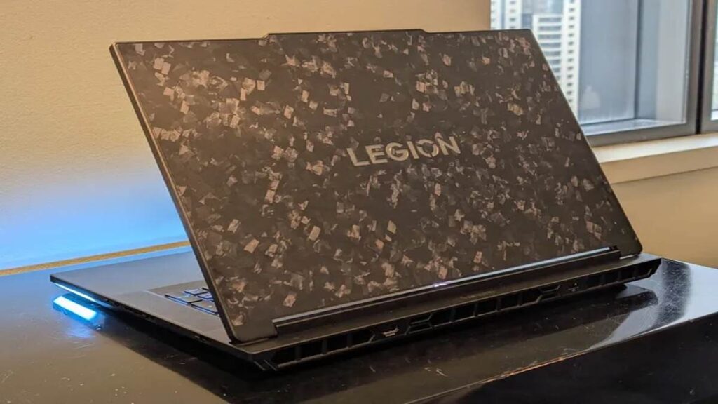 Laptop Gaming Lenovo Legion 9i Meluncur: Performa Setara PC Desktop untuk Gamers Profesional