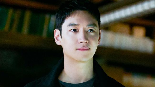 Deretan Drama Korea Terpopuler dengan Peran Menonjol Lee Je Hoon yang Layak Diapresiasi Deretan Drama Korea Terpopuler dengan Peran Menonjol Lee Je Hoon yang Layak Diapresiasi