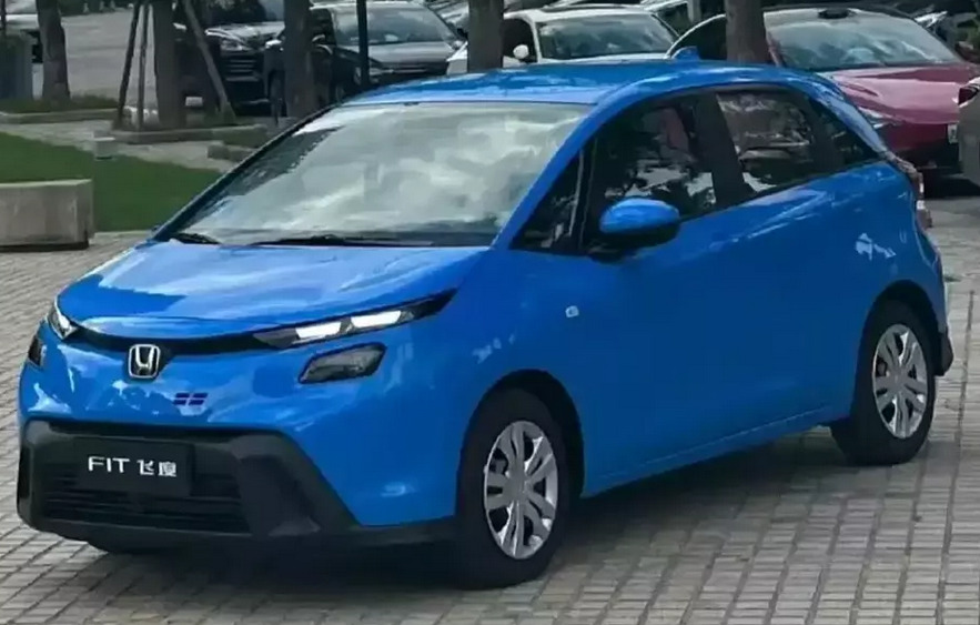 Desain Baru Honda Jazz Tampil Lebih Sporty, Ini Fitur Menariknya untuk Penggemar Otomotif