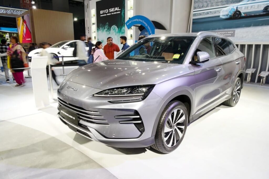 Keunggulan BYD Sealion 6 PHEV: Mobil Plug-in Hybrid Baru dengan Jangkauan Lebih Luas dan Harga Menarik