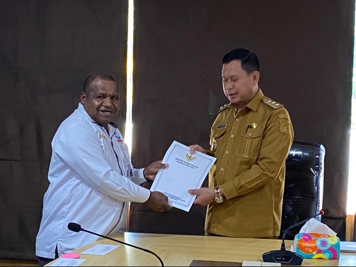 Hasil Pengawasan Sampah dan ODGJ Diserahkan Ombudsman, Pemkot Sorong Bersiap Tindak Lanjut Hasil Pengawasan Sampah dan ODGJ Diserahkan Ombudsman, Pemkot Sorong Bersiap Tindak Lanjut