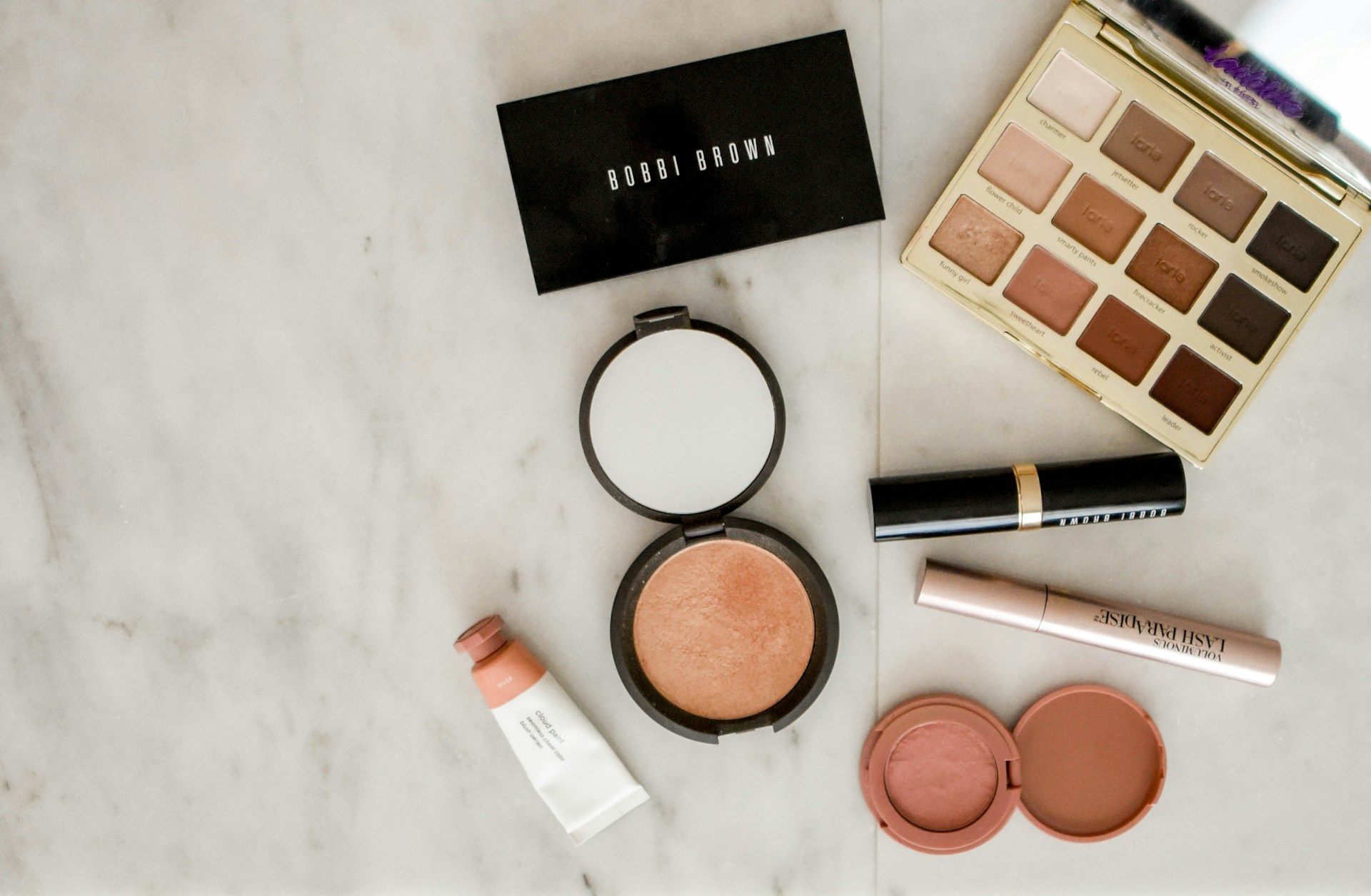 BPOM Umumkan Daftar 23 Skincare & Kosmetik Mengandung Merkuri yang Perlu Kamu Waspadai