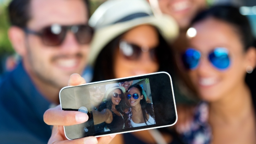 4 Smartphone Kamera Boba 3 Mirip iPhone 15 Pro, Harga Melesat Turun Drastis Akhir 2025!