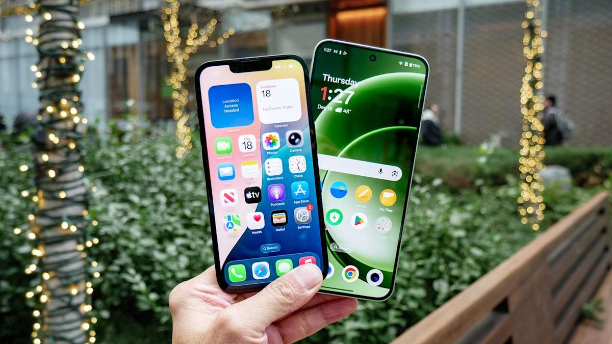 Perbandingan Mendalam OnePlus 15R dan iPhone 16e: Siapa Juara di 7 Uji Ketangguhan? Perbandingan Mendalam OnePlus 15R dan iPhone 16e: Siapa Juara di 7 Uji Ketangguhan?