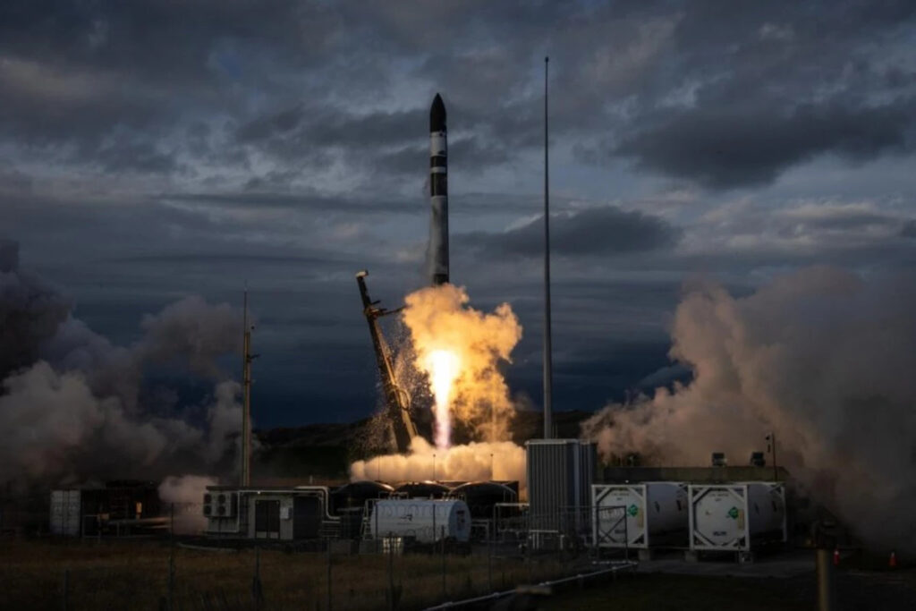Rocket Lab Sukses Akhiri Tahun dengan Peluncuran Electron ke-79 yang Mengesankan