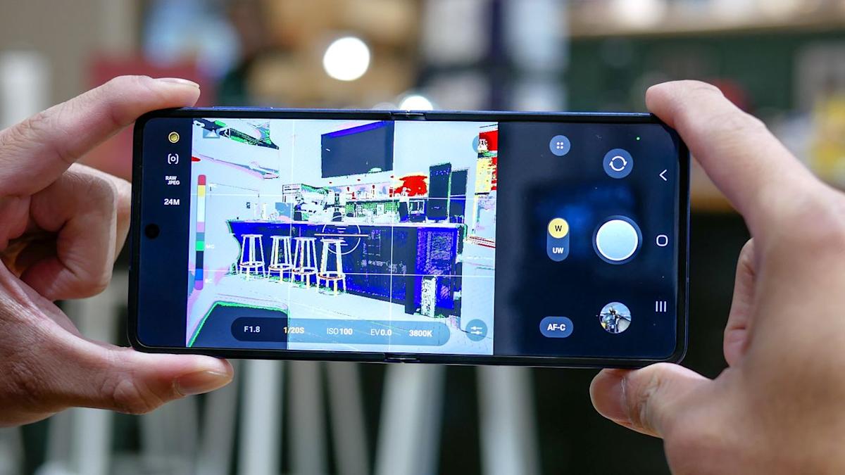 Mode Kamera Tersembunyi di Ponsel Samsung Galaxy yang Mengubah Hasil Foto Anda