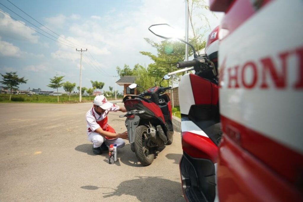 Honda CARE: Layanan Darurat dan Service Kunjung Andalan Pengendara di Jalanan