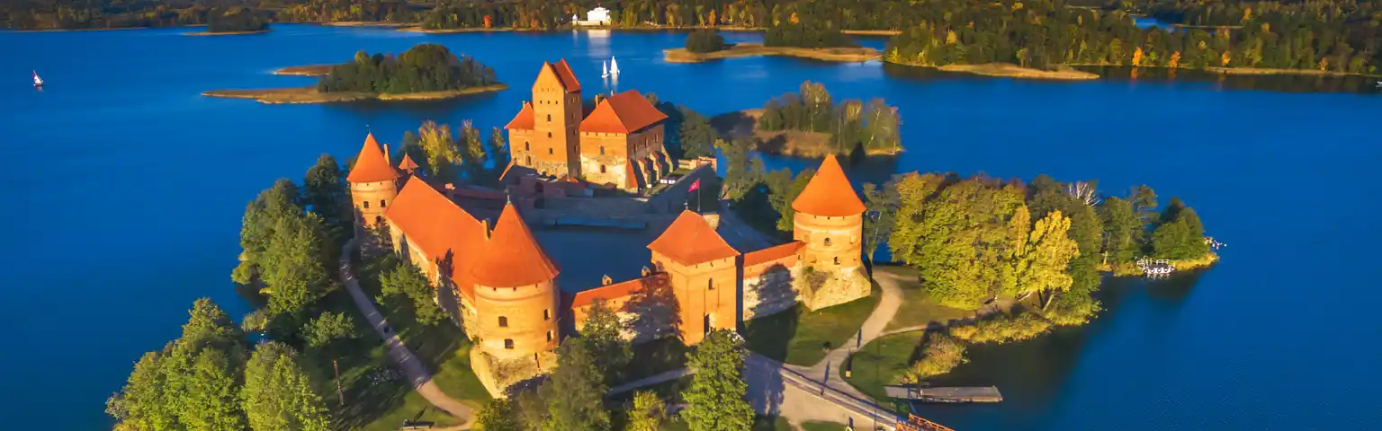 7 Fakta Unik Negara Lithuania yang Jarang Diketahui, Mulai Budaya hingga Sejarah 7 Fakta Unik Negara Lithuania yang Jarang Diketahui, Mulai Budaya hingga Sejarah