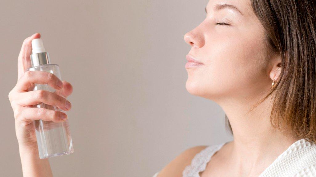 4 Rekomendasi Setting Spray di Bawah Rp50 Ribu, Bikin Makeup Tahan Lama Seharian 4 Rekomendasi Setting Spray di Bawah Rp50 Ribu, Bikin Makeup Tahan Lama Seharian