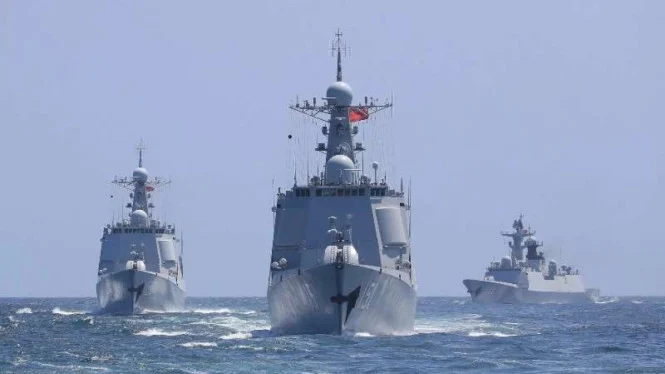Konflik Memanas, 100 Kapal Perang China Siaga di Perairan Asia Timur Hadapi Jepang Konflik Memanas, 100 Kapal Perang China Siaga di Perairan Asia Timur Hadapi Jepang