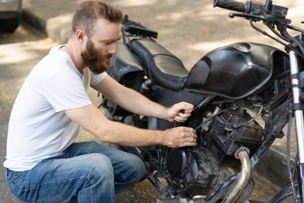 11 Penyebab Rem Depan Motor Keras dan Cara Mengatasinya Secara Efektif