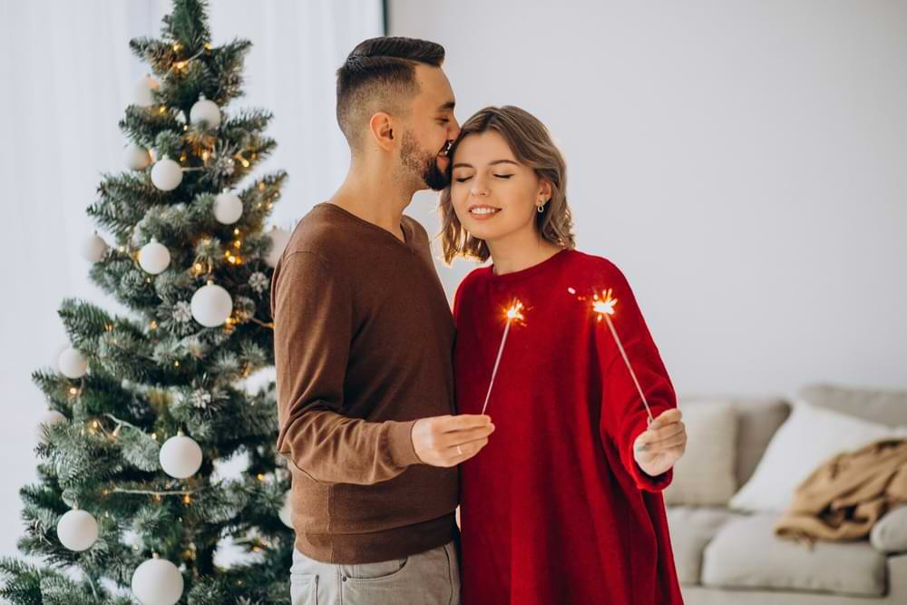 Kenapa Warna Merah dan Hijau Identik dengan Natal? Ini Makna dan Sejarah di Baliknya