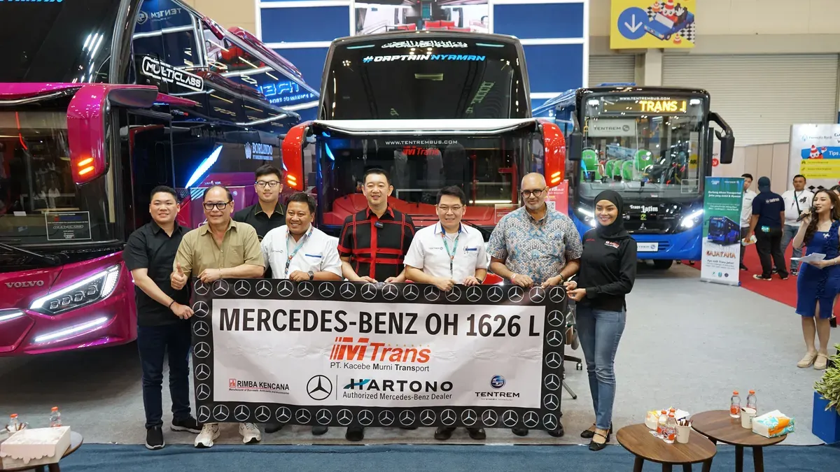 Mercedes-Benz Serahkan Bus ke Sejumlah PO, Kolaborasi Berlanjut dengan Karoseri Nasional