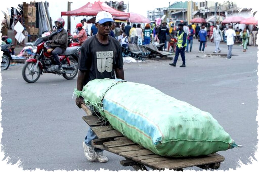 Pemimpin Pemberontak Kongo Kritik Kesepakatan Mineral AS-DRC Saat Setahun Setelah Jatuhnya Goma