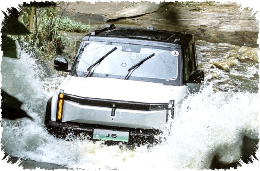 Fitur Water Wading dan Ground Clearance Tinggi Buat Chery J6 Series Tangguh Atasi Genangan Air