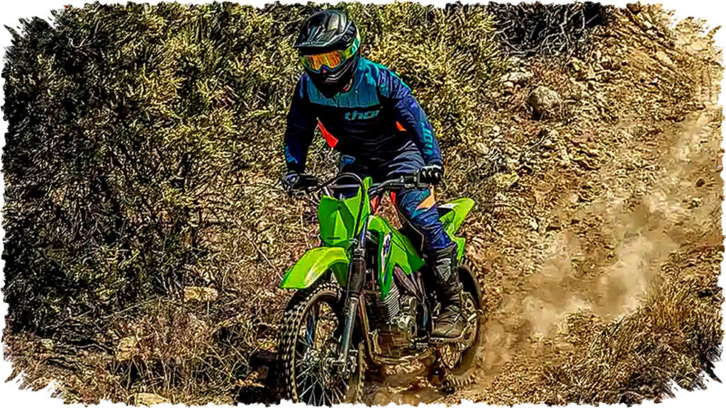 Kawasaki KLX140R F 2026: Trail Ringan & Praktis Rp41,6 Juta, Ideal untuk Pemula Off-Road!