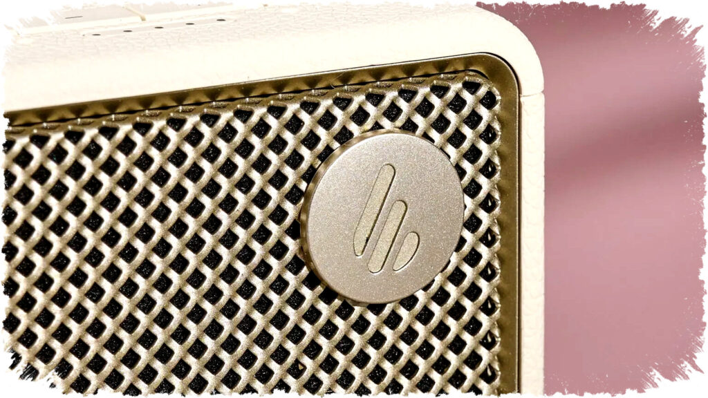 Edifier ES20: Speaker Bluetooth Retro Tahan Air dengan Audio Memukau di Bawah Rp1,5 Juta