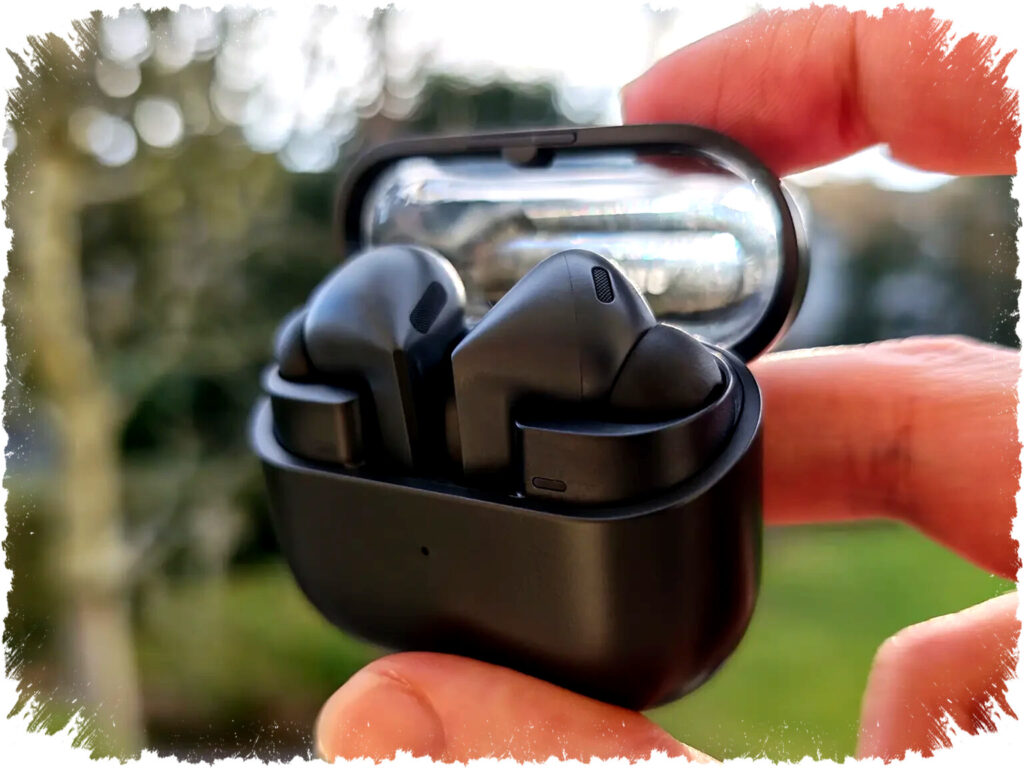 Samsung Galaxy Buds3 FE: ANC Adaptif & Desain Kokoh, Harga Terjangkau dengan Beberapa Kompromi Fitur