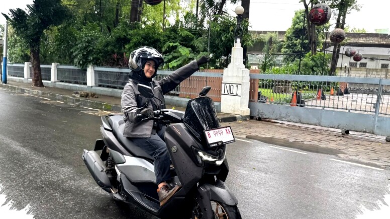 Sensasi Berkendara Yamaha NMAX TURBO: Pilihan Skutik Premium Nyaman dan Stylish untuk Perempuan
