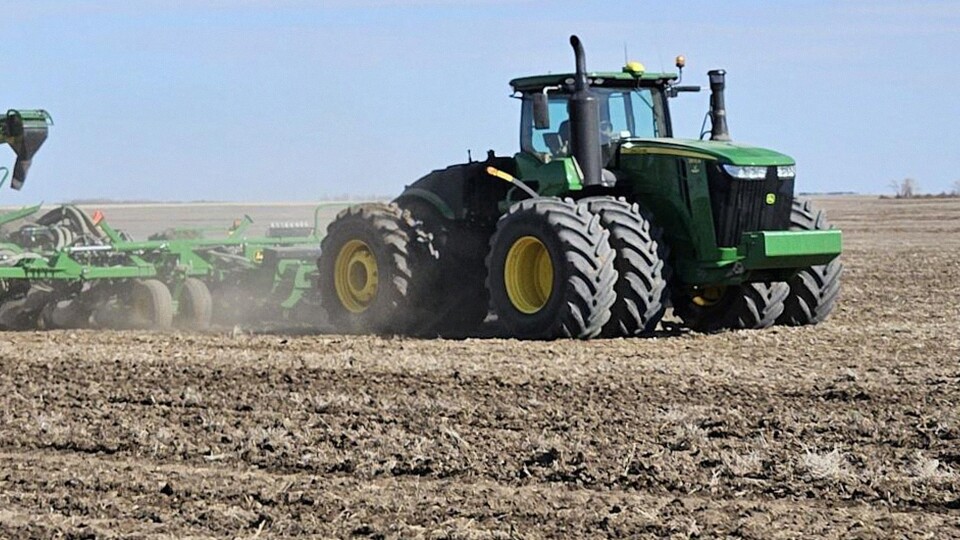 Masa Depan Pertanian: Apakah 'Tech Dense' Farms Kunci Efisiensi dan Hasil Panen Optimal?