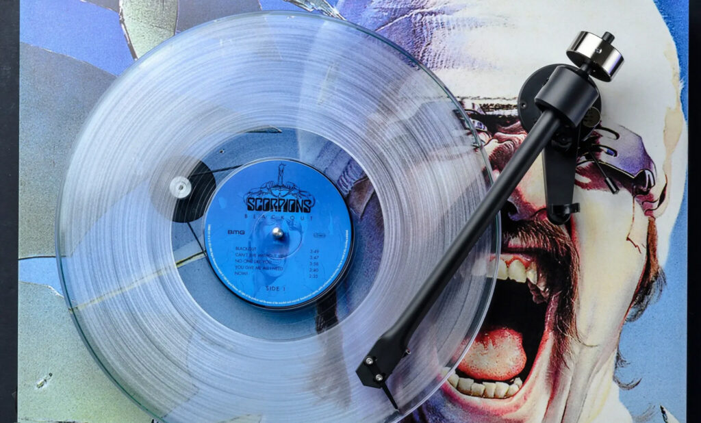 Pro-Ject Rilis Turntable Edisi Khusus Scorpions Blackout, Audio Premium dan Desain Ikonik