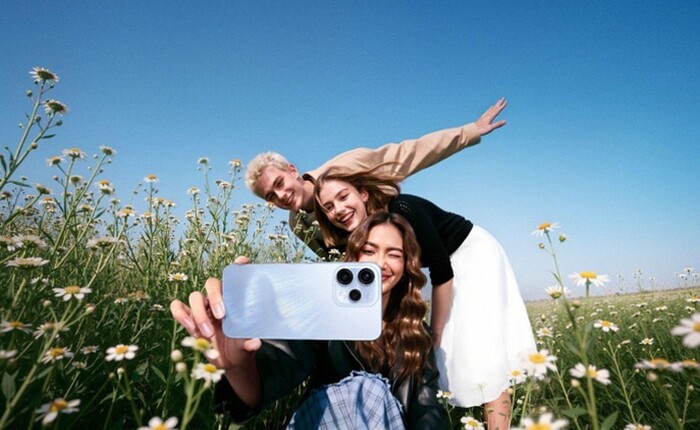 Oppo Reno15 Series Hadirkan AI Motion Photo dengan Teknologi Border Stitching Terbaru