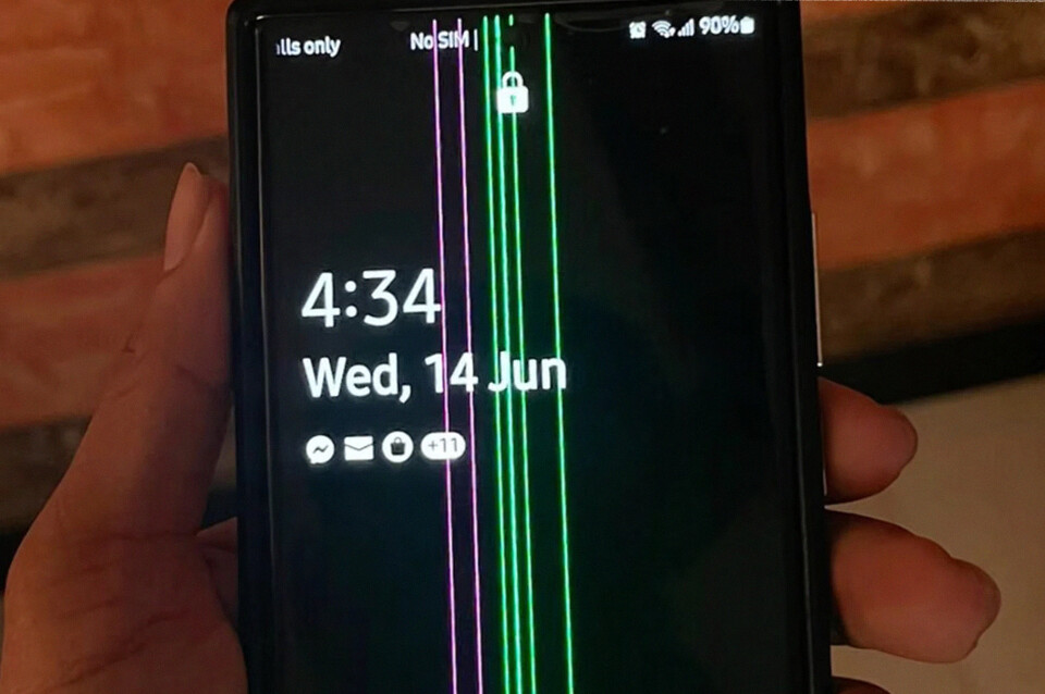 Benarkah Masalah Green Line Hanya Terjadi di HP Samsung? Ini Penjelasan Lengkapnya