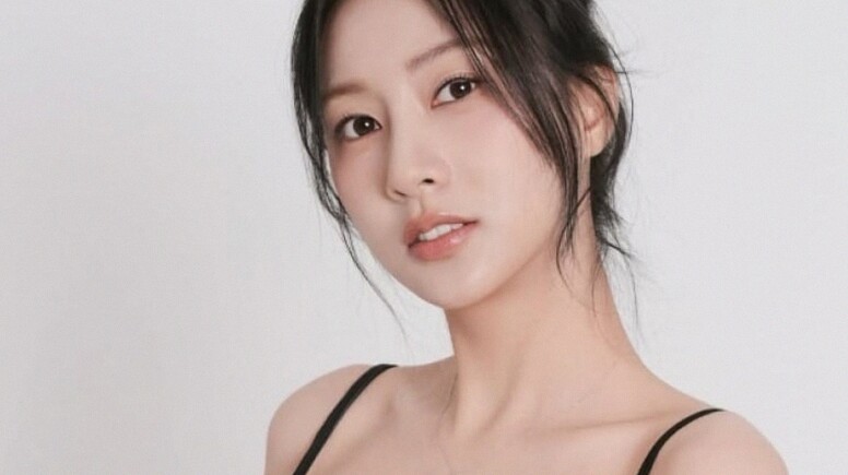 Hangout Makin Stylish, Intip 4 OOTD Harian Kece ala Oh Hayoung APINK yang Mudah Ditiru!