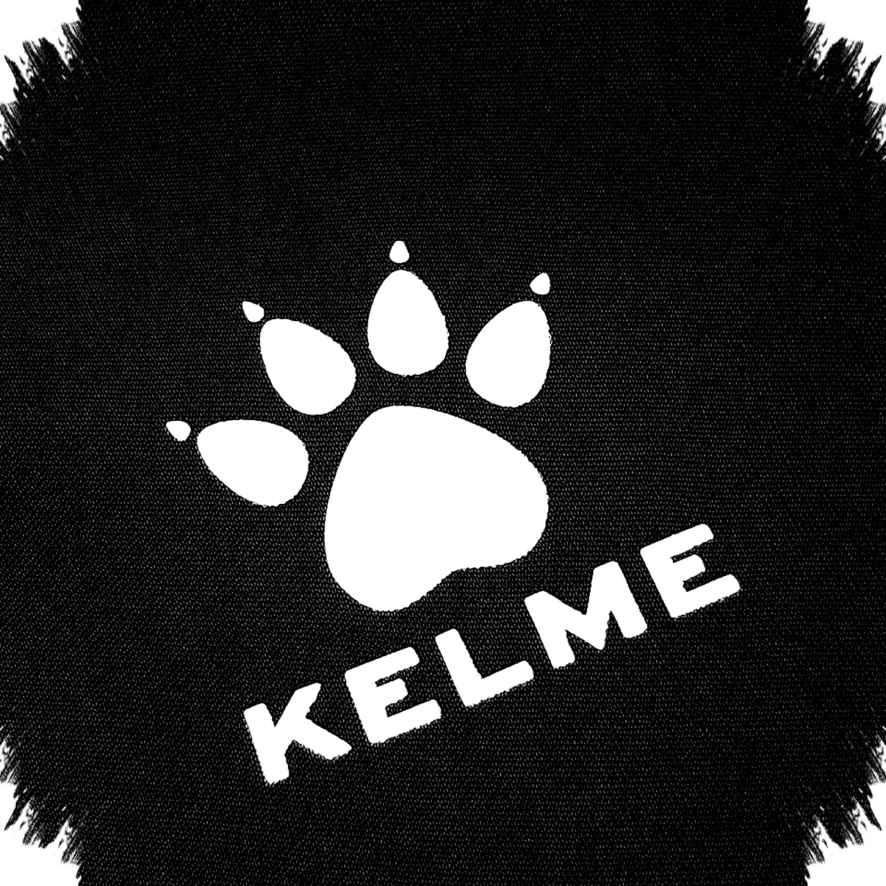 Profil Kelme: Apparel Jersey Persib Asal Spanyol, Kualitas & Inovasi Dunia Sepak Bola
