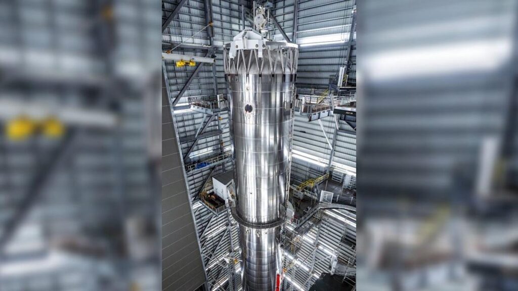 SpaceX Siapkan Super Heavy Booster untuk Uji Terbang ke-12 Starship Megarocket