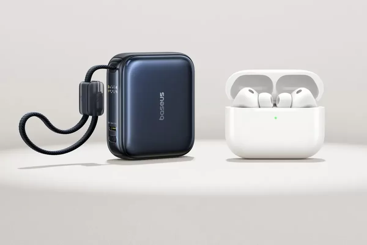 Baseus Rilis Powerbank 10.000 mAh Mini Seukuran AirPods, Bisa Cas Laptop!